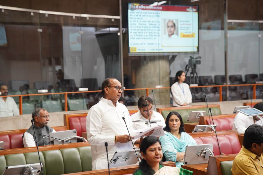 MLA Chandraprakash raised the issue of irrigation water and drinking water in the Assembly